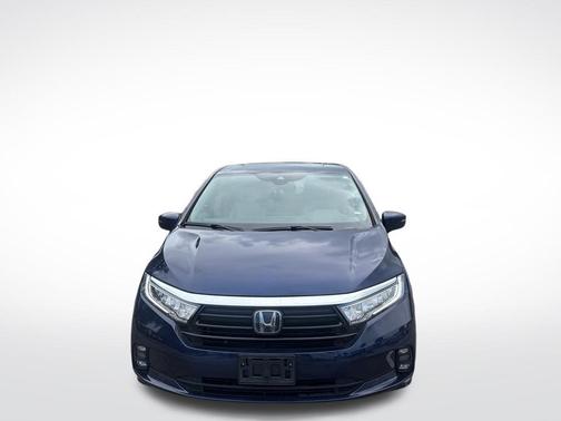 Crystal Black Pearl 2024 Honda Odyssey EX-L