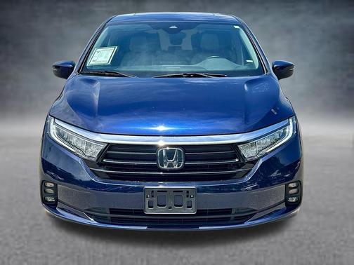 Crystal Black Pearl 2024 Honda Odyssey EX-L