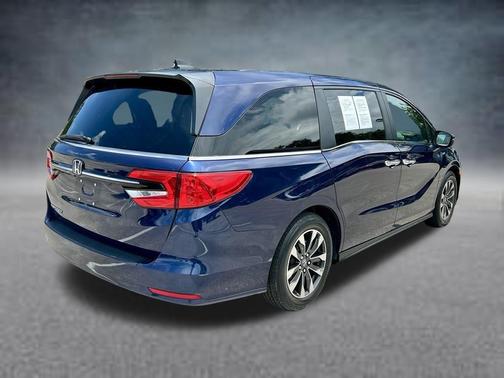 Crystal Black Pearl 2024 Honda Odyssey EX-L