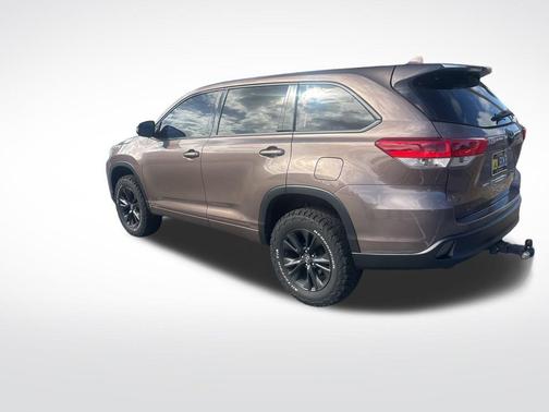 2018 Toyota Highlander LE Plus