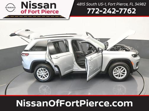 2024 Jeep Grand Cherokee Laredo