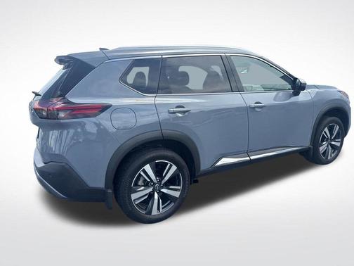 Boulder Gray Pearl 2023 Nissan Rogue SL