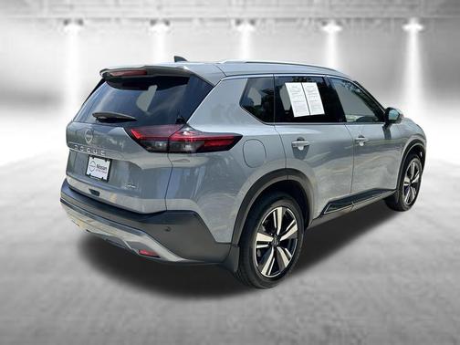 Boulder Gray Pearl 2023 Nissan Rogue SL