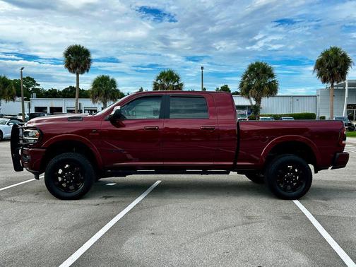 2022 RAM 2500 Laramie Mega Cab 4x4 6'4' Box