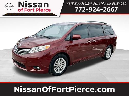2017 Toyota Sienna XLE