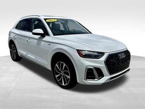 2023 Audi Q5 45 S line Premium Plus
