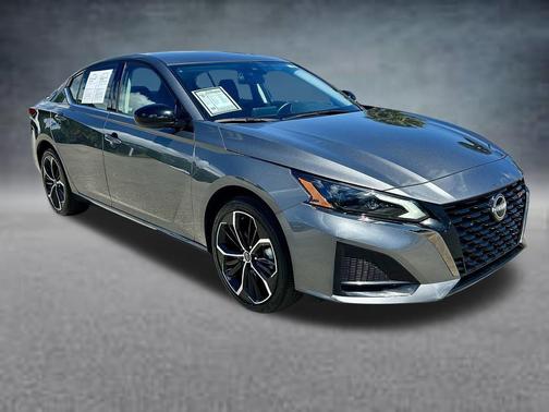 Gun Metallic 2025 Nissan Altima SR AWD
