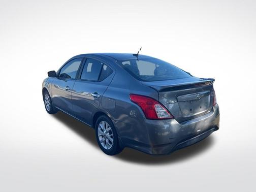 2017 Nissan Versa 1.6 SV