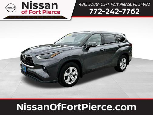 2022 Toyota Highlander LE