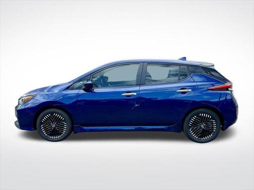 2024 Nissan Leaf SV PLUS