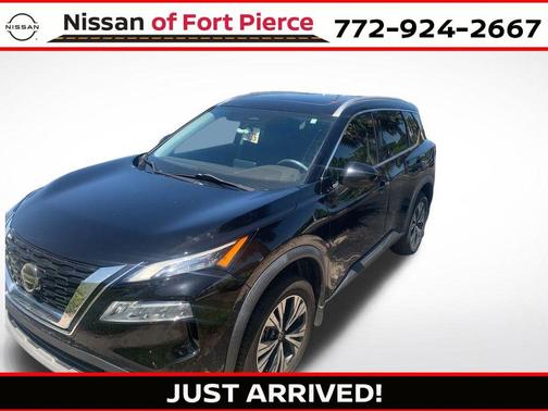 Super Black 2021 Nissan Rogue SV
