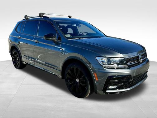2020 Volkswagen Tiguan 2.0T SE R-Line Black