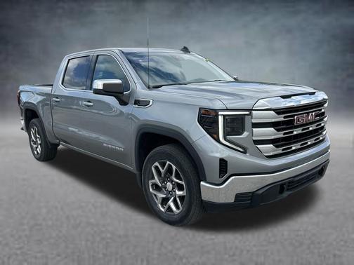 Sterling Metallic 2023 GMC Sierra 1500 SLE