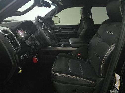 2020 RAM 3500 Laramie Crew Cab 4x4 8' Box