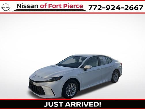 Ice Cap 2025 Toyota Camry LE