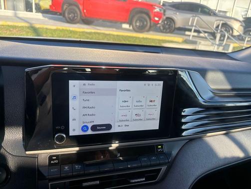 Ice Cap 2025 Toyota Camry LE