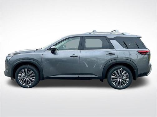 2025 Nissan Pathfinder SL FWD
