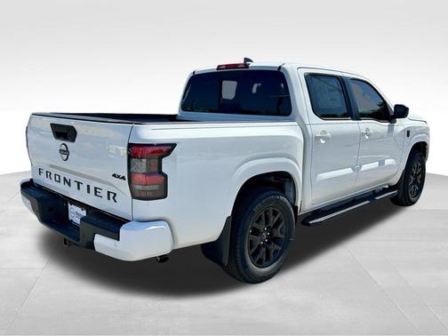 Glacier White 2026 Nissan Frontier SV