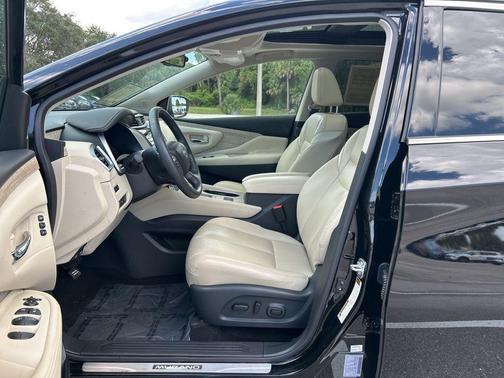 2024 Nissan Murano SL FWD