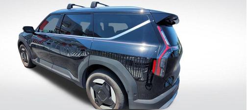 Ebony Black 2026 Kia EV9 Wind