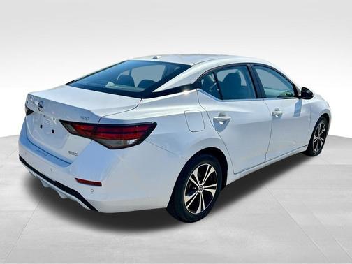 Aspen White Tricoat 2023 Nissan Sentra SV