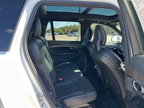 2018 Volvo XC90 T5 R-Design