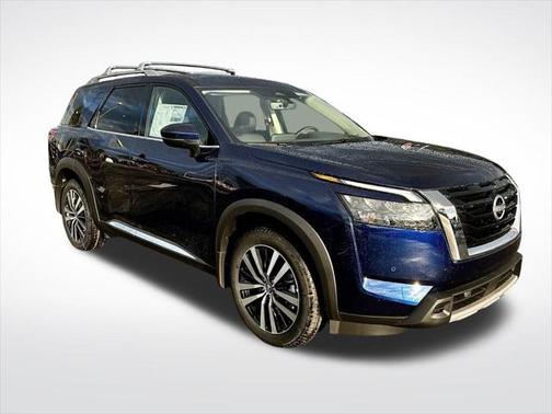 2025 Nissan Pathfinder Platinum 4WD