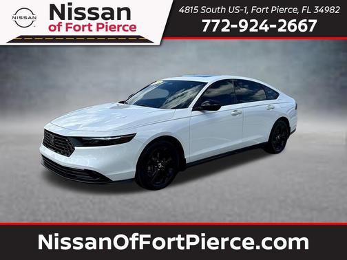 Platinum White Pearl 2025 Honda Accord SE