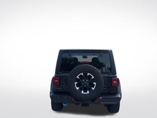 Black Clearcoat 2024 Jeep Wrangler 4xe Rubicon