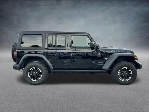 Black Clearcoat 2024 Jeep Wrangler 4xe Rubicon