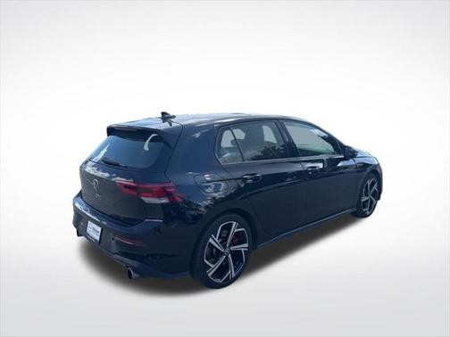 2024 Volkswagen Golf GTI 2.0T SE DSG
