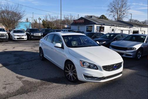 2016 Volvo S60 Inscription T5 Drive-E Premier