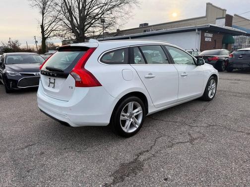 2015 Volvo V60 T5 Premier