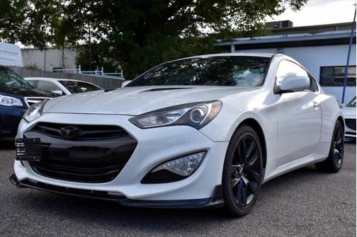 2013 Hyundai Genesis Coupe 2.0T Premium