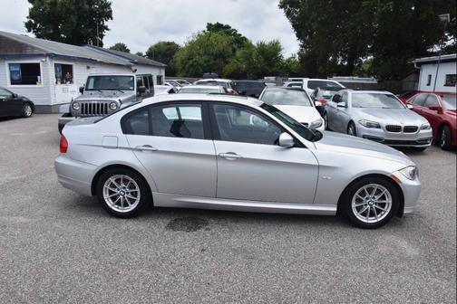 2010 BMW 328 328i 4dr Sedan
