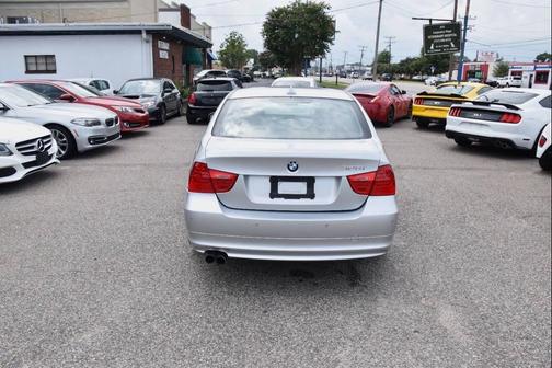 Silver 2010 BMW 328 328i 4dr Sedan