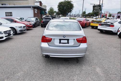 2010 BMW 328 328i 4dr Sedan