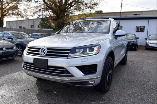 2017 Volkswagen Touareg V6 Wolfsburg Edition