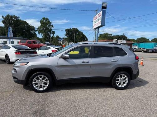 2018 Jeep Cherokee Latitude