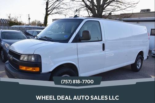 Summit White 2018 Chevrolet Express 2500 Work Van