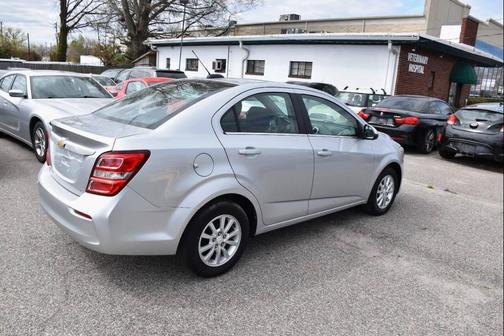 Silver Ice Metallic 2019 Chevrolet Sonic LT
