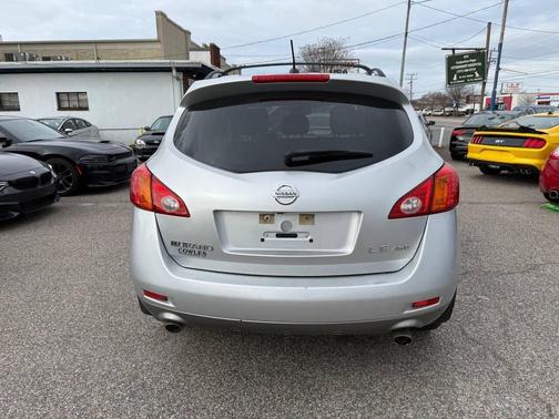 2009 Nissan Murano LE