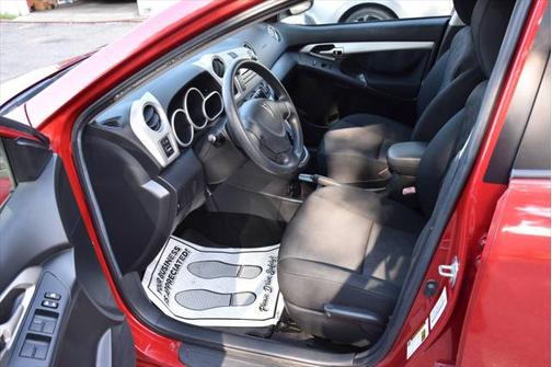 2009 Pontiac Vibe Base