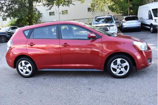 2009 Pontiac Vibe Base