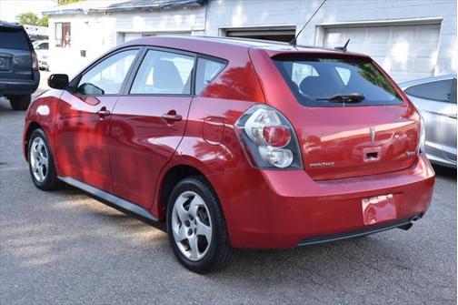 2009 Pontiac Vibe Base