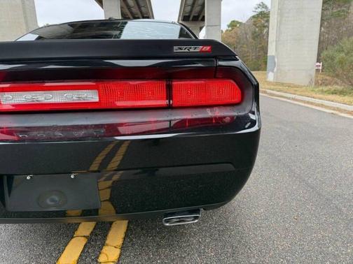 Brilliant Black Crystal Pearlcoat 2010 Dodge Challenger SRT8