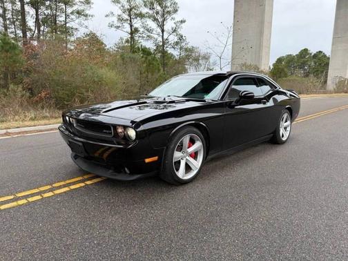 Brilliant Black Crystal Pearlcoat 2010 Dodge Challenger SRT8