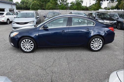 Midnight Blue Metallic 2011 Buick Regal CXL