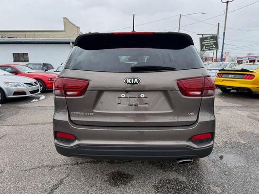 2019 Kia Sorento LX