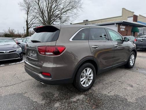 2019 Kia Sorento LX